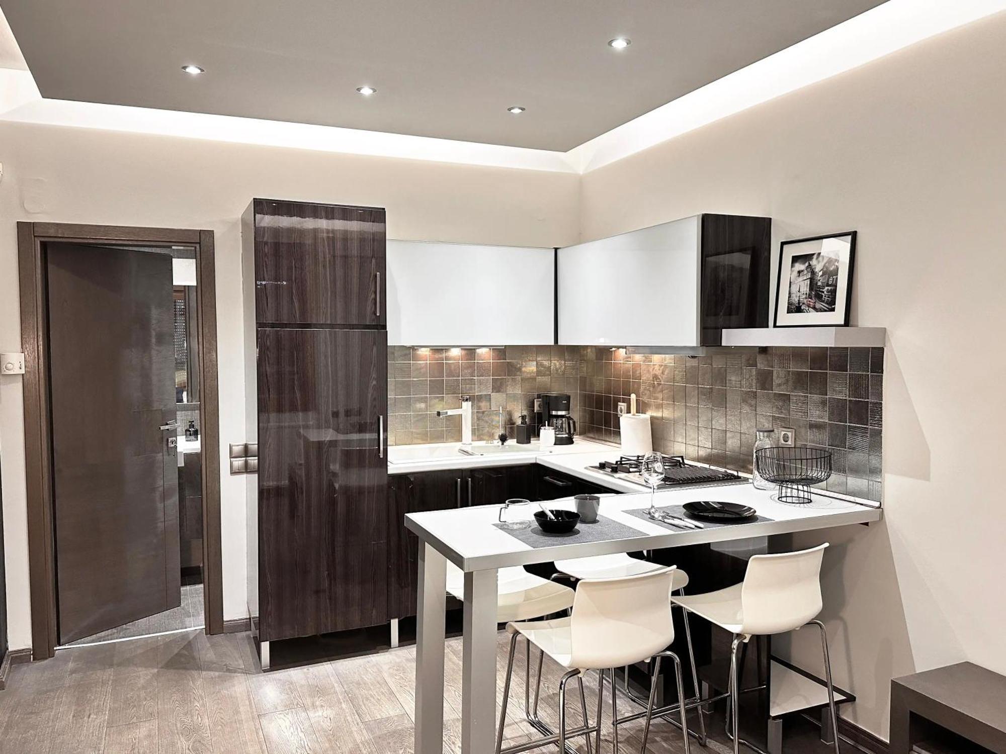 15 Apartament *