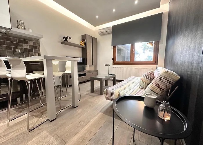 Suite 15