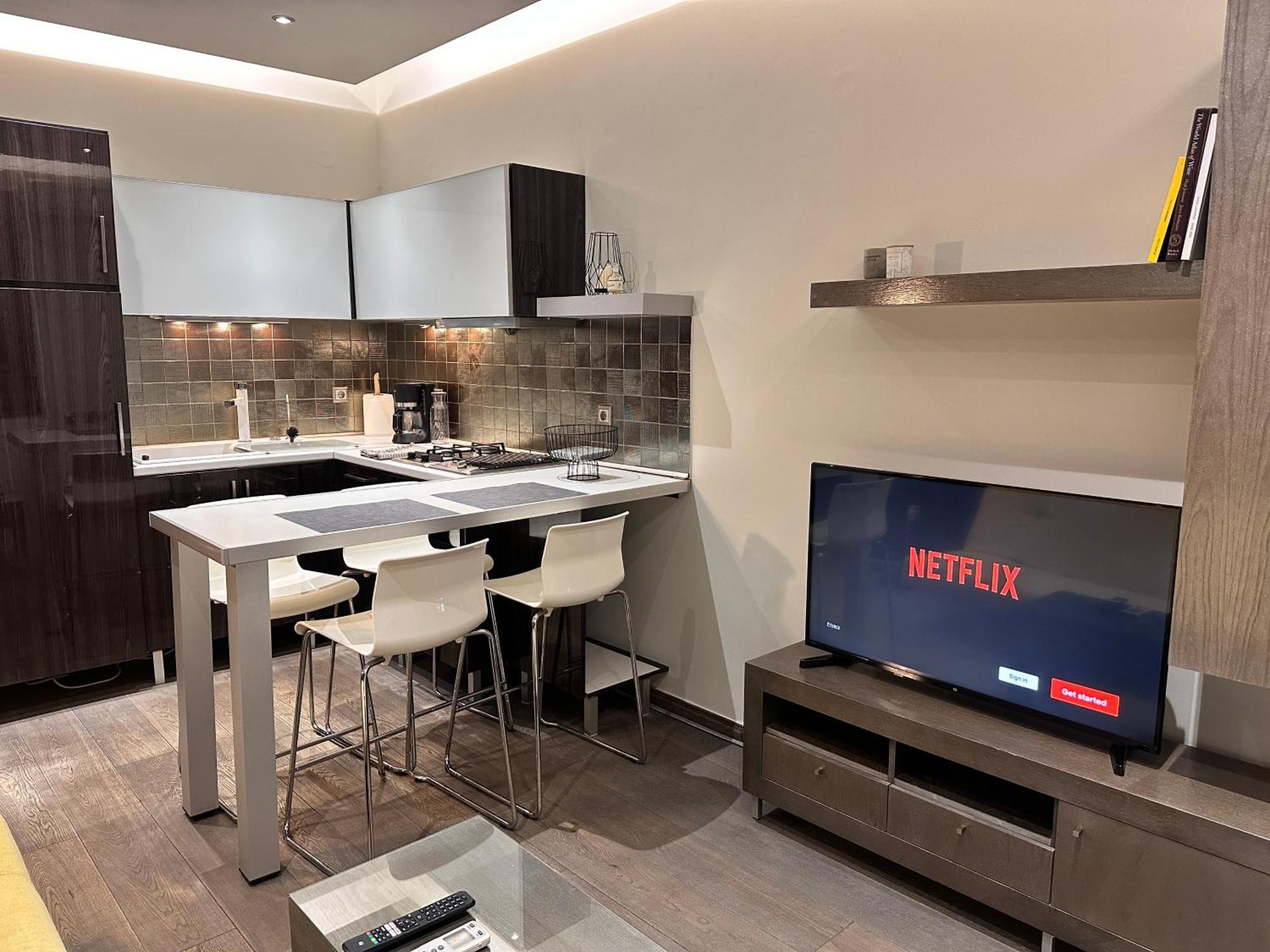 Apartment 15